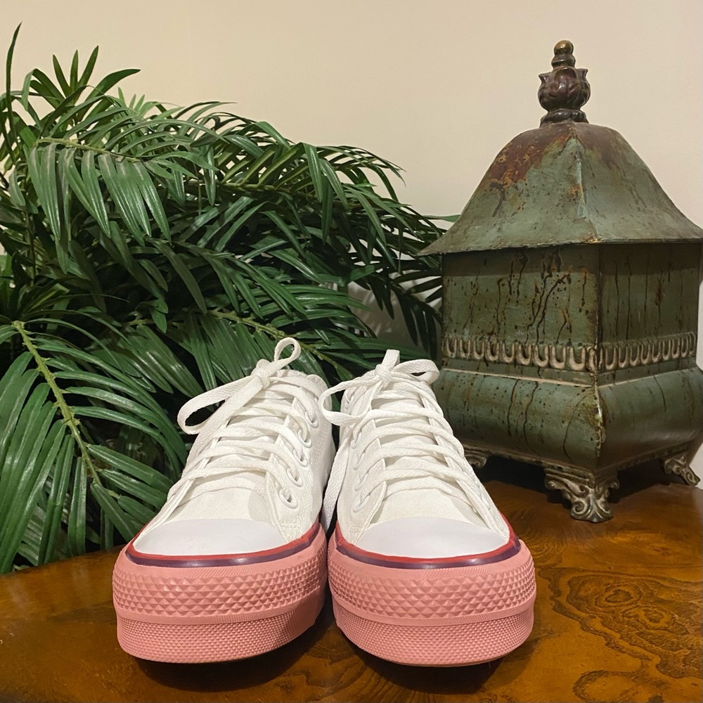 Converse Chuck Taylor All Star OPI Low Top Platform Sneakers - Picture 2 of 8